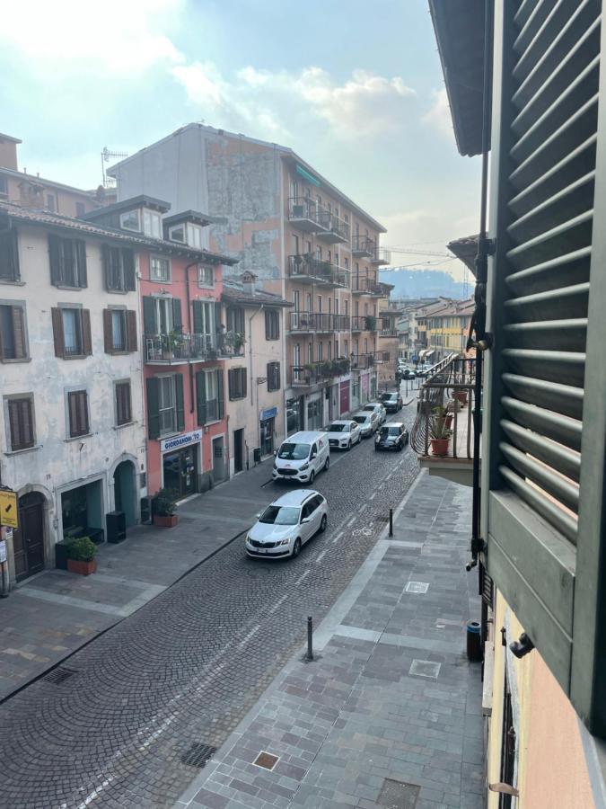 Accademia Family Apartment Bergamo Exterior photo